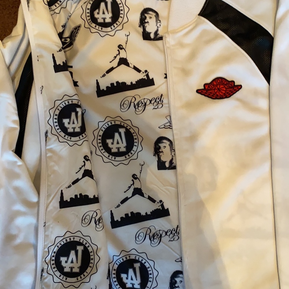 Reversible Jordan Jacket - Picture 4 of 4